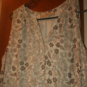 White Dress with Flowers (Sleeveless) Size Large
